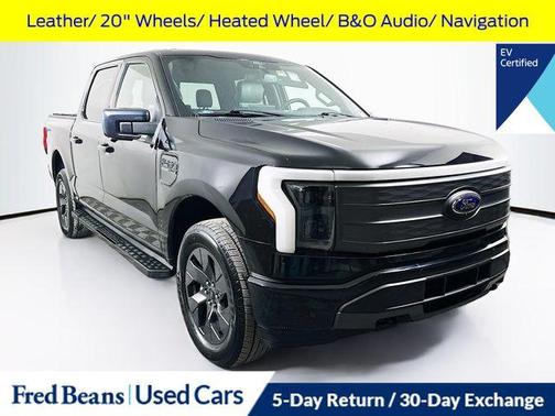 2022 Ford F-150 Lightning LARIAT