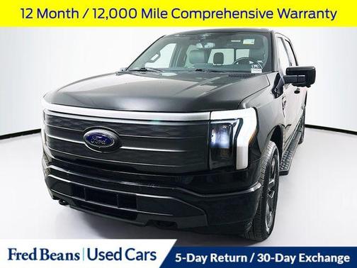 2022 Ford F-150 Lightning LARIAT