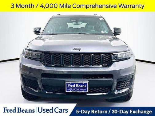 Metallic 2022 Jeep Grand Cherokee L Laredo