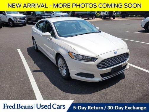 2015 Ford Fusion Hybrid SE