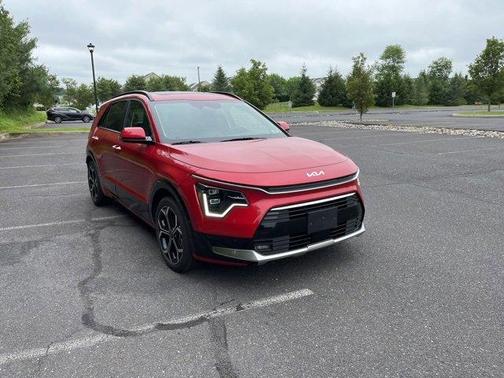 2024 Kia Niro SX Touring