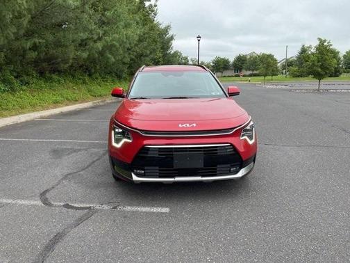 2024 Kia Niro SX Touring