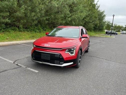 2024 Kia Niro SX Touring