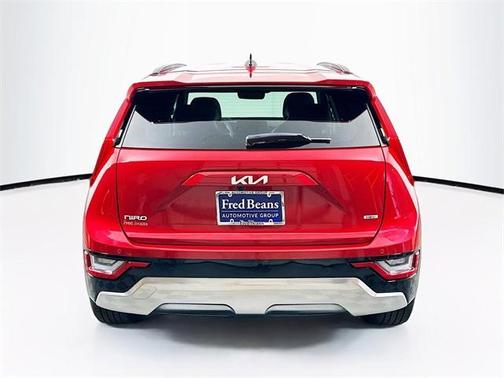 2024 Kia Niro SX Touring