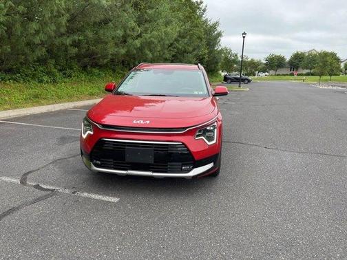 2024 Kia Niro SX Touring