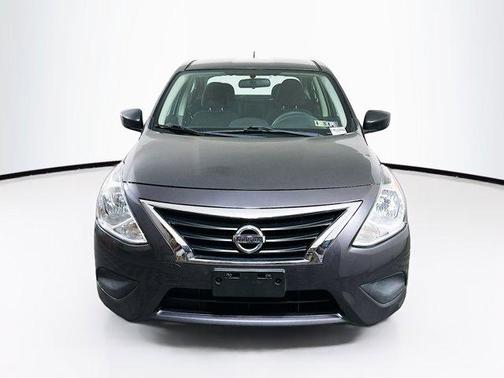 2015 Nissan Versa 1.6 SV