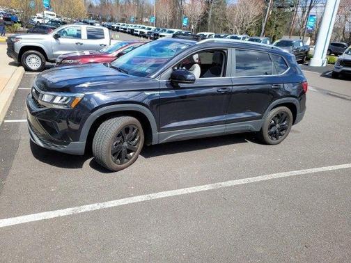 2023 Volkswagen Taos 1.5T SE