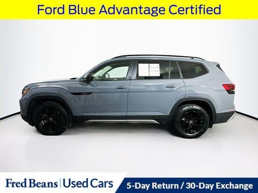 2024 Volkswagen Atlas 2.0T Peak Edition SE w/Technology