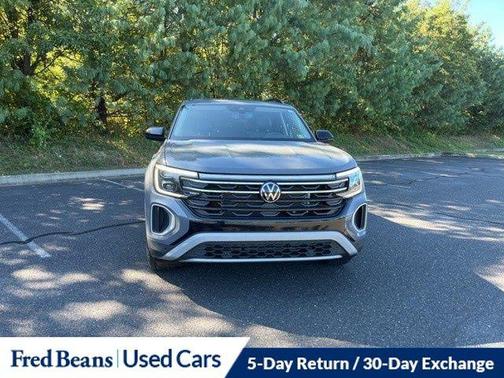 2024 Volkswagen Atlas 2.0T Peak Edition SE w/Technology