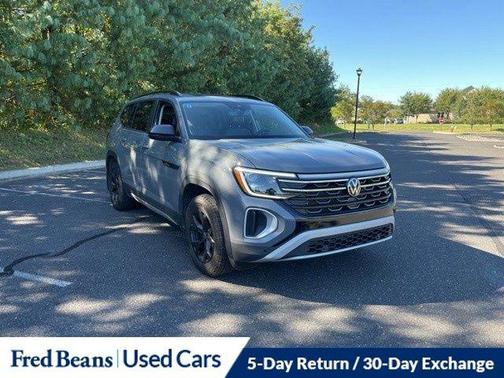 2024 Volkswagen Atlas 2.0T Peak Edition SE w/Technology