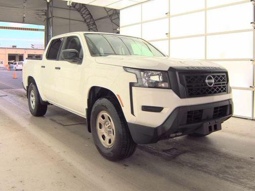 2022 Nissan Frontier S