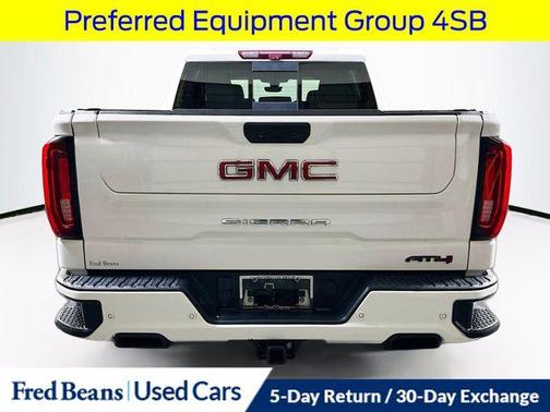 2022 GMC Sierra 1500 Limited AT4