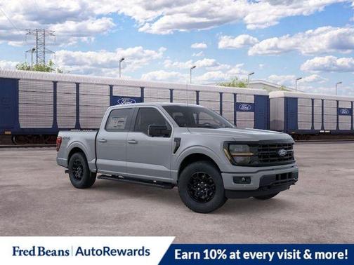 Avalanche 2026 Ford F-150 XLT