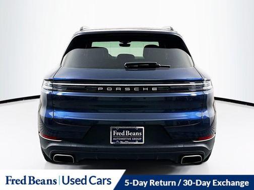 2024 Porsche Cayenne Base