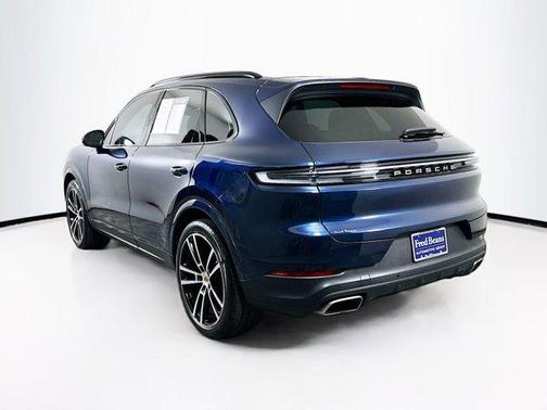 2024 Porsche Cayenne Base