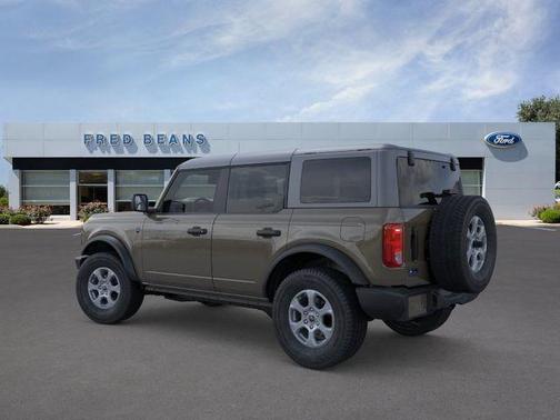 Gray 2026 Ford Bronco Big Bend