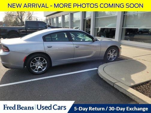 2016 Dodge Charger SXT