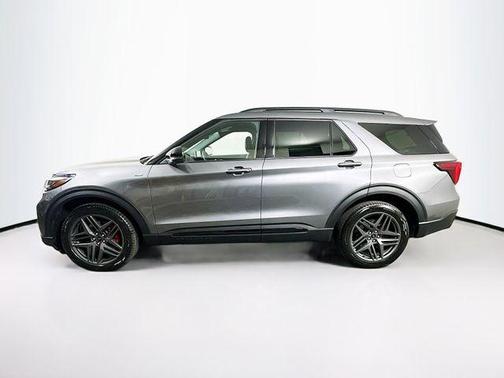 Carbonized Gray Metallic 2026 Ford Explorer ST-Line