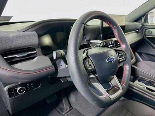 Carbonized Gray Metallic 2026 Ford Explorer ST-Line