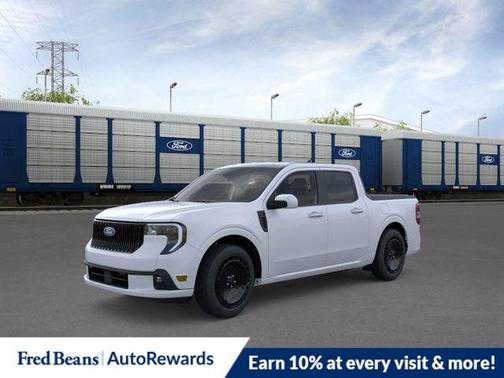 White 2026 Ford Maverick Lobo Standard