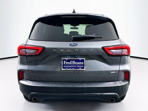 2025 Ford Escape ST-Line Select