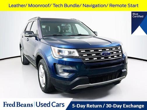 Blue Jeans Metallic 2017 Ford Explorer XLT