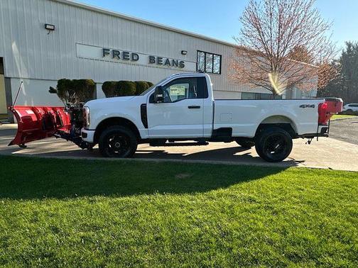 Oxford White 2026 Ford F-350 XL