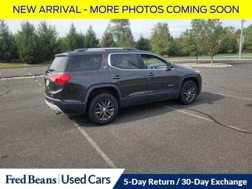 2017 GMC Acadia SLT-1