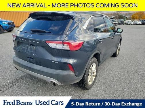 2022 Ford Escape SE