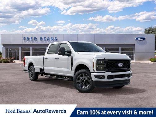 Oxford White 2027 Ford F-250 XL