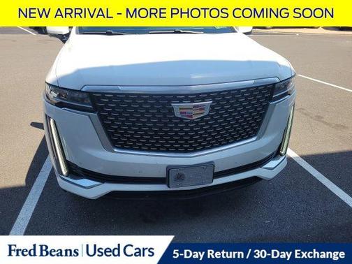 Crystal White Tri-Coat 2023 Cadillac Escalade ESV Premium Luxury