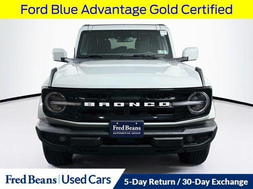 Cactus Green / Gray 2022 Ford Bronco Outer Banks