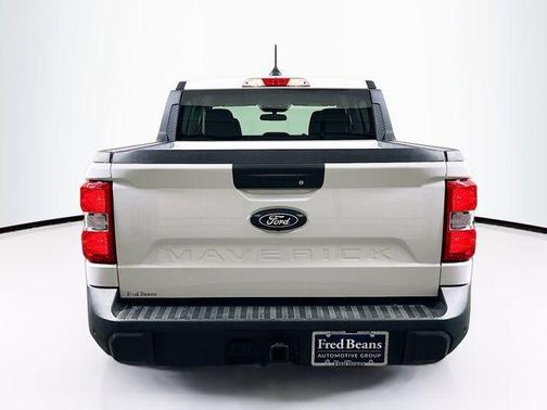 Oxford White 2026 Ford Maverick XLT