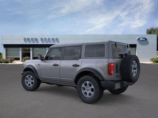 Carbonized Gray Metallic 2026 Ford Bronco Big Bend