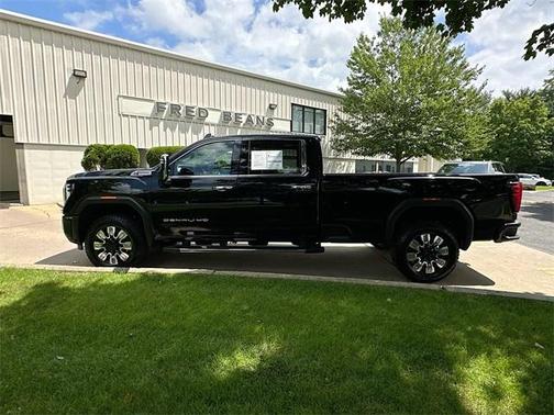2025 GMC Sierra 2500 Denali
