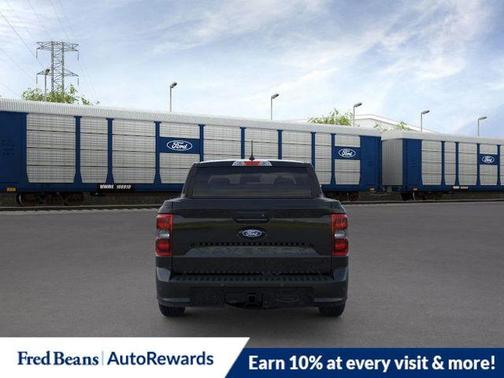 2026 Ford Maverick Lobo Standard