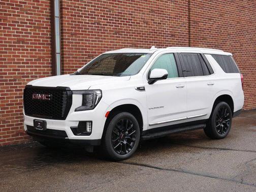 2022 GMC Yukon SLT