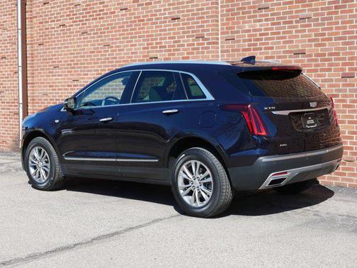 2022 Cadillac XT5 Premium Luxury