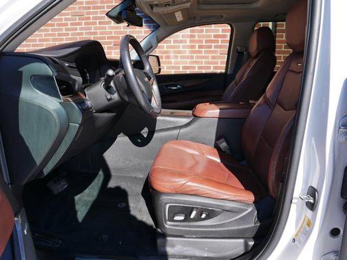2018 Cadillac Escalade ESV Premium Luxury