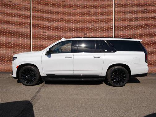 2022 Cadillac Escalade ESV Sport Platinum