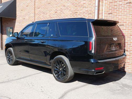 2023 Cadillac Escalade ESV Sport Platinum