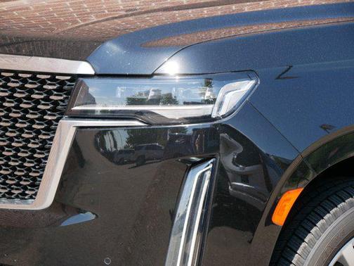 2022 Cadillac Escalade Luxury