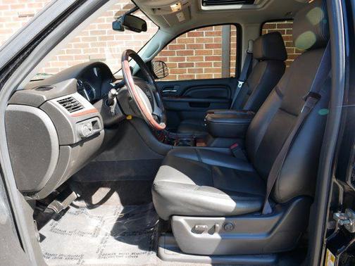 2014 Cadillac Escalade Luxury