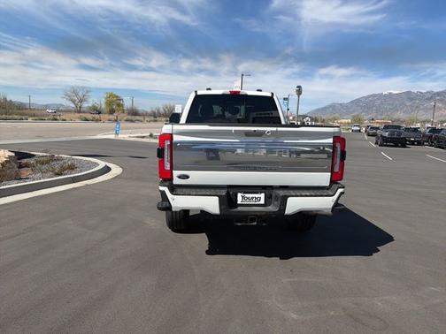 2024 Ford F-350 LIMITED