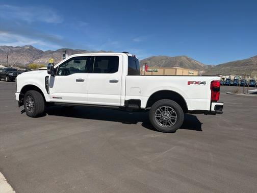 2024 Ford F-350 LIMITED