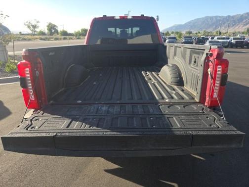 RAPID RED 2023 Ford F-250 LARIAT