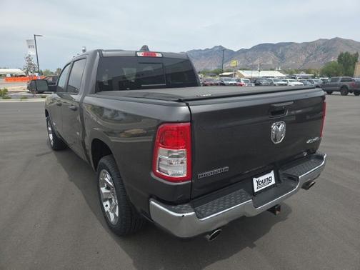 Granite Crystal Clearcoat Metallic 2022 RAM 1500 BIG HORN/LONE STAR