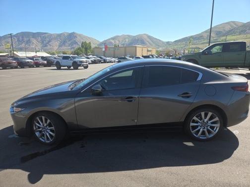 MACHINE GRAY METALLIC 2021 Mazda Mazda3 PREFERRED