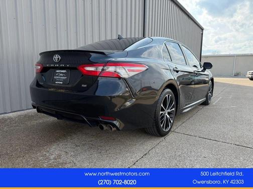2019 Toyota Camry SE