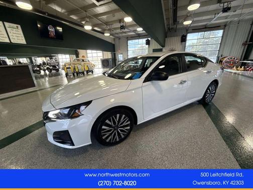 Pearl White Tricoat 2024 Nissan Altima 2.5 SV